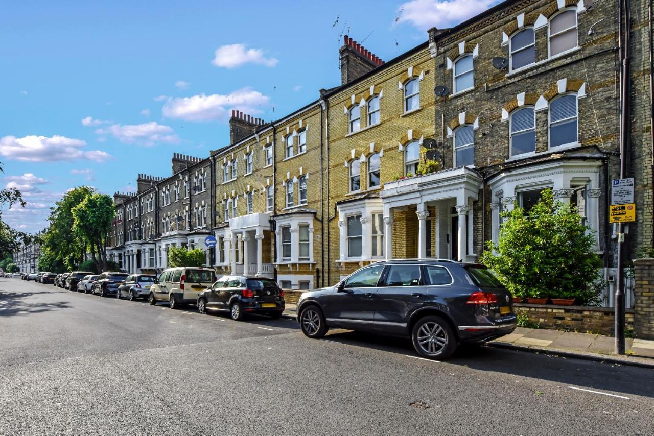 The West Kensington Apartments London Exterior photo